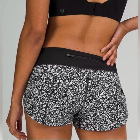 Lululemon Speed Up Shorts, Size 8, Black and Floral - Picture 6 of 7